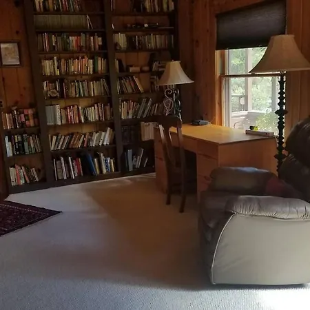 Uncle Grizz'S Cabin...Get Intouch With Nature